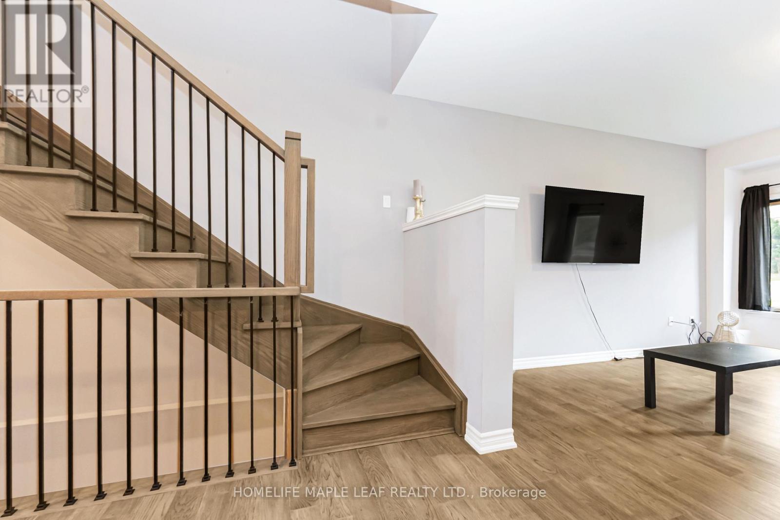 104 DELPHI COURT - 28