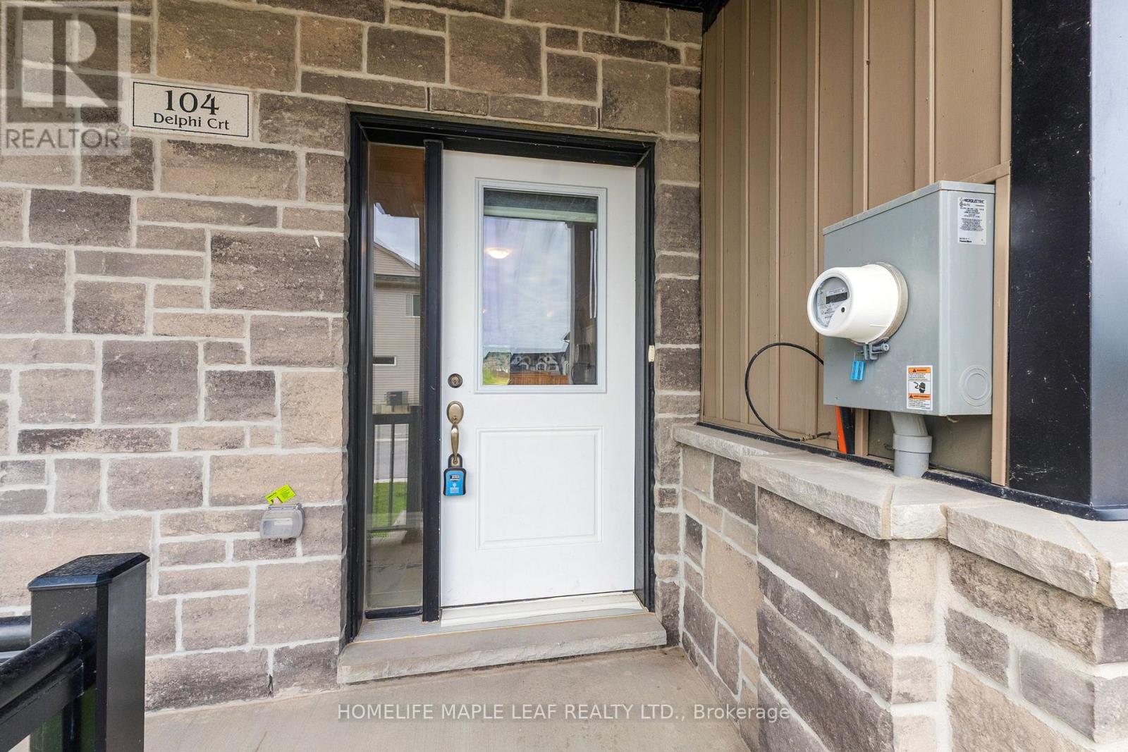 104 DELPHI COURT - 6