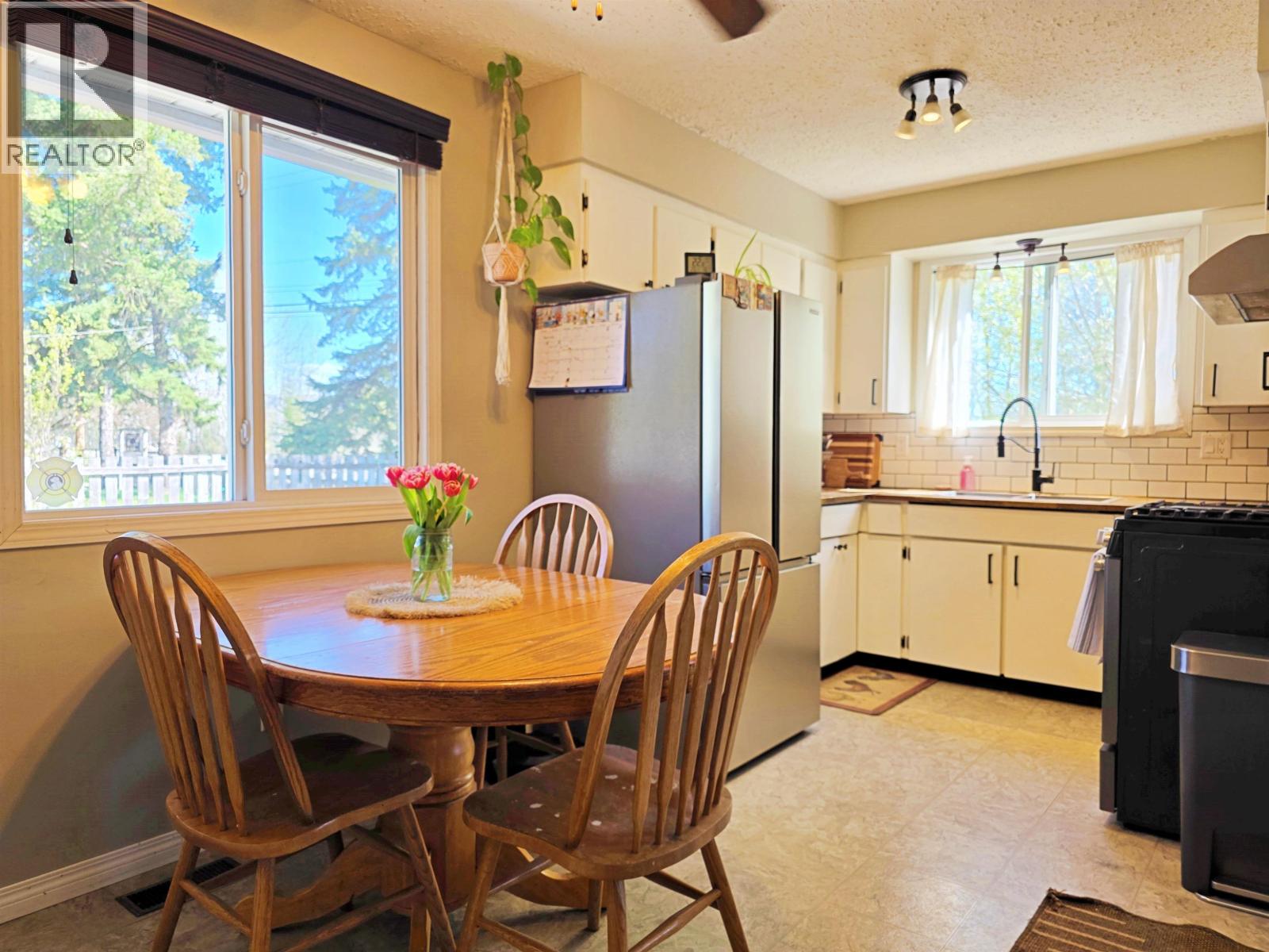 1256 MAPLE DRIVE - 16