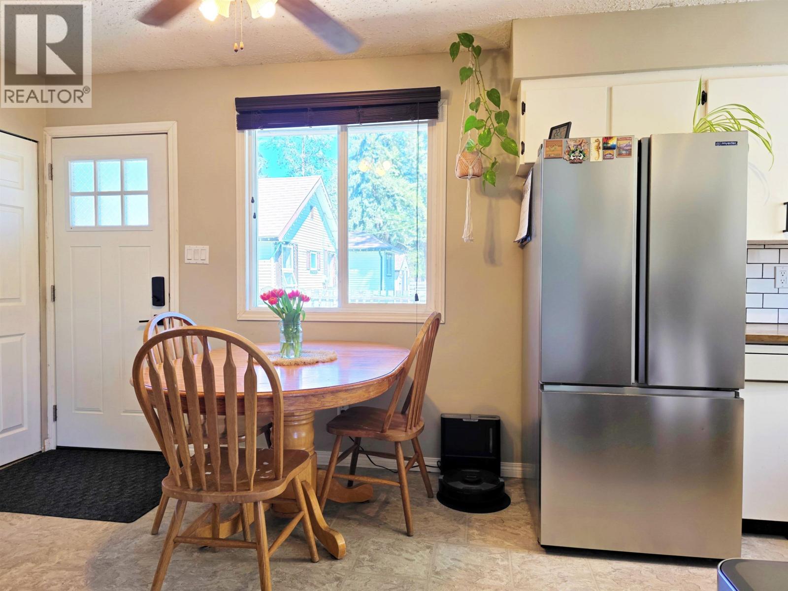 1256 MAPLE DRIVE - 9