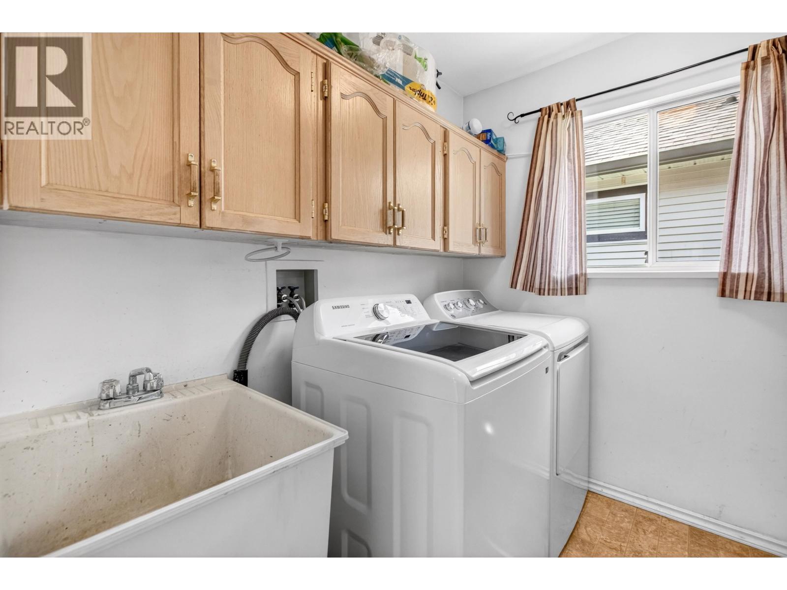 20673 W RIVER ROAD, Maple Ridge