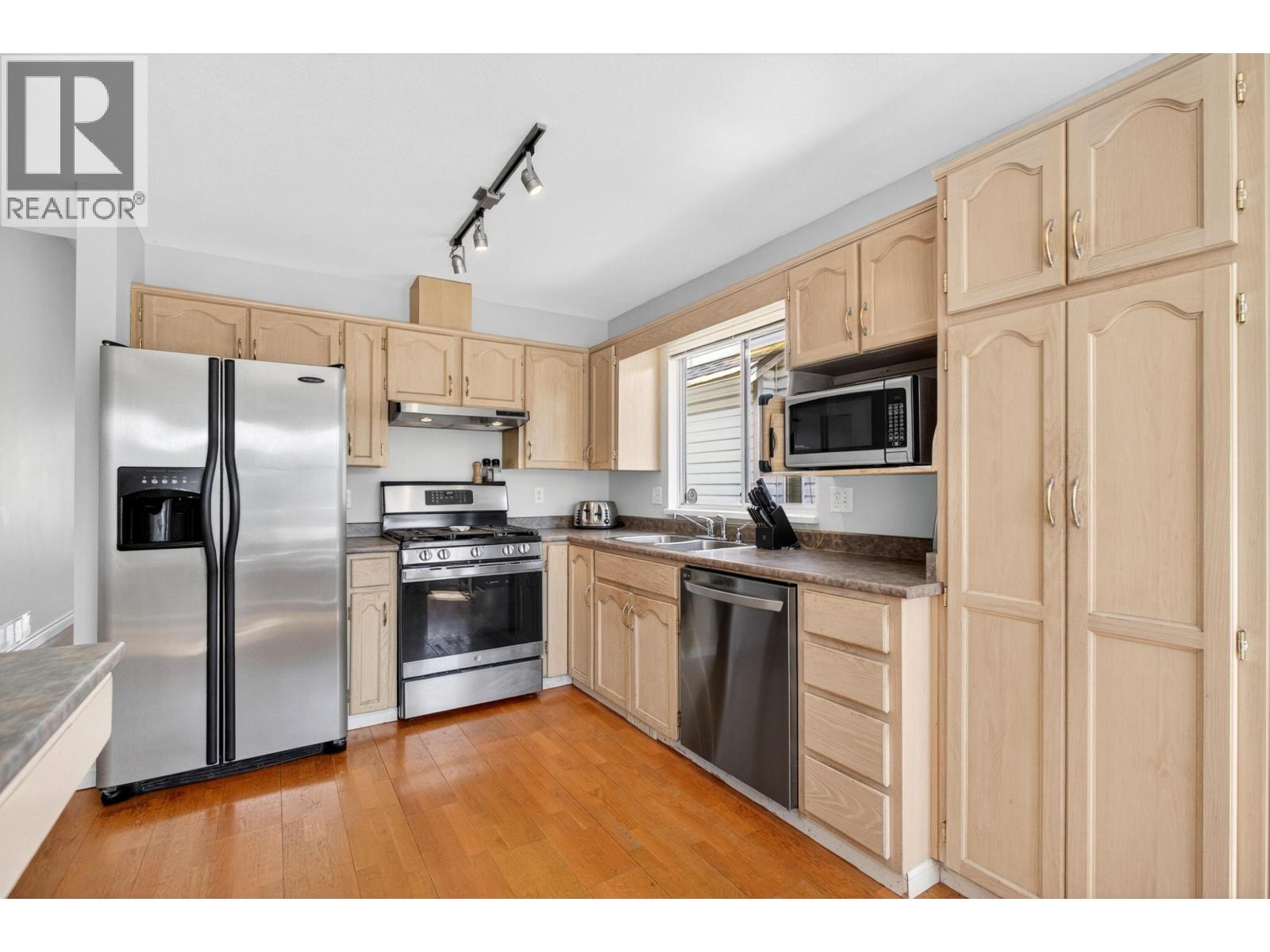 20673 W RIVER ROAD, Maple Ridge