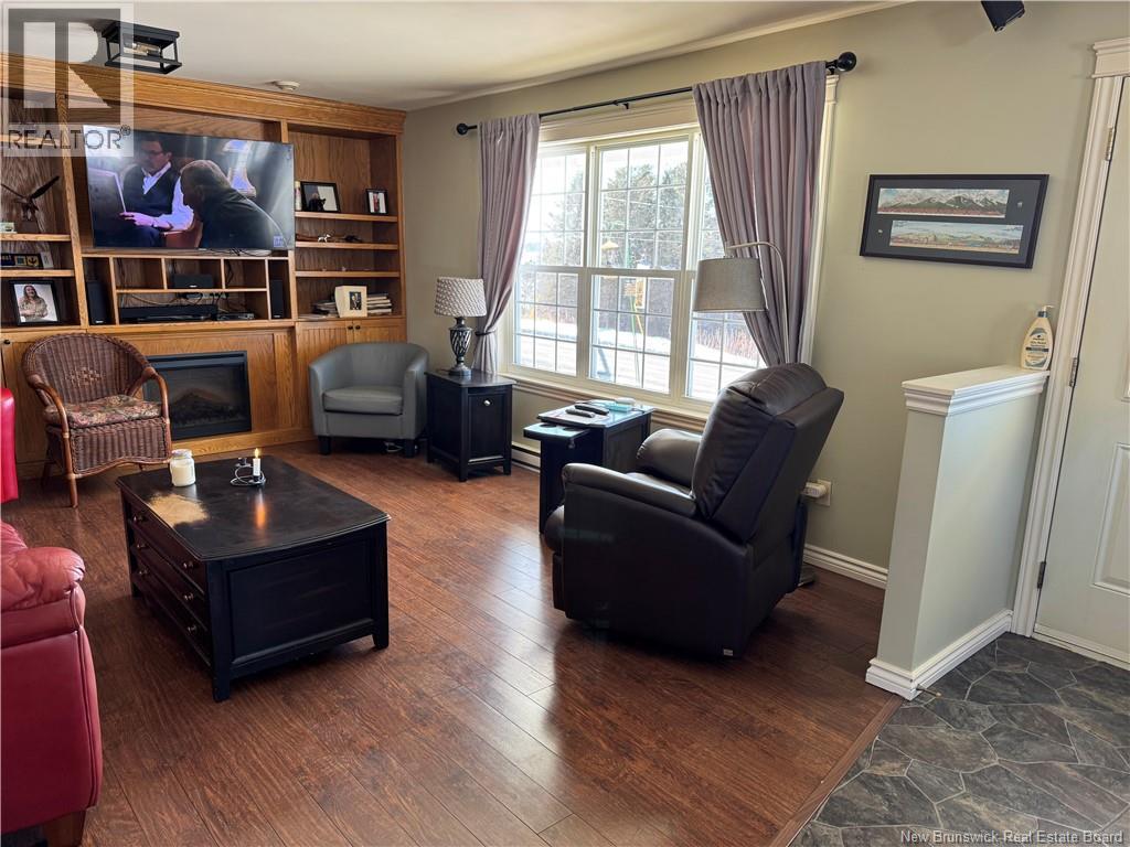 45 Waugh Road - 21