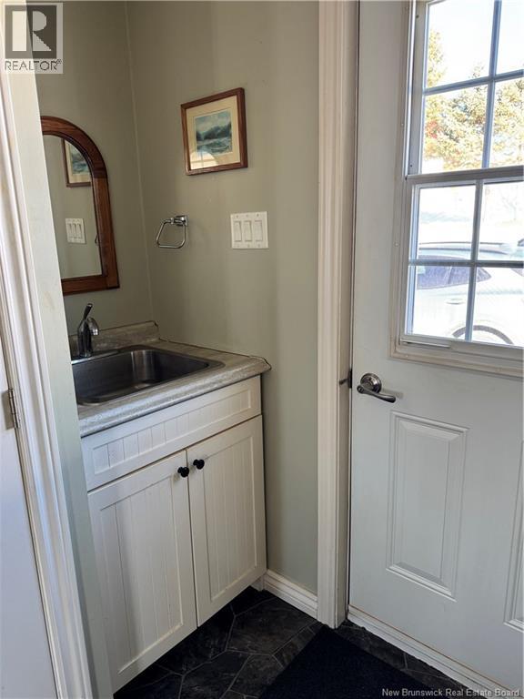 45 Waugh Road - 8