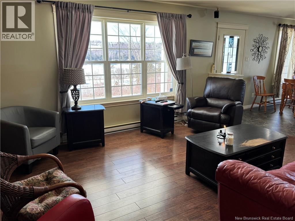 45 Waugh Road - 22