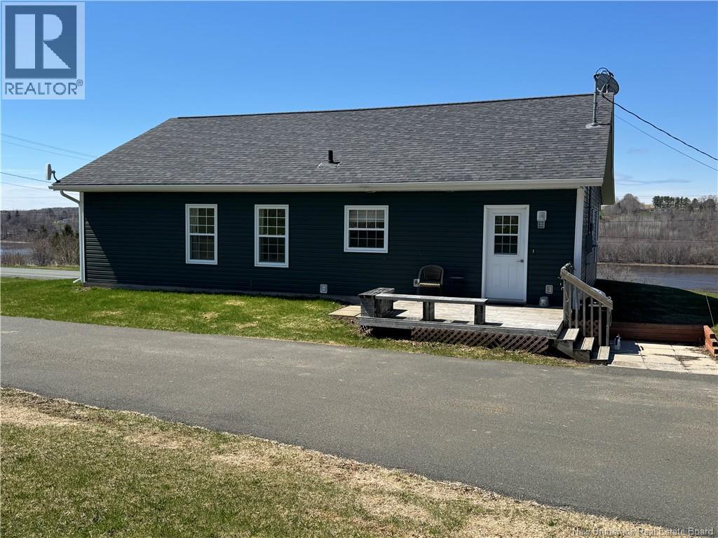 45 Waugh Road - 47