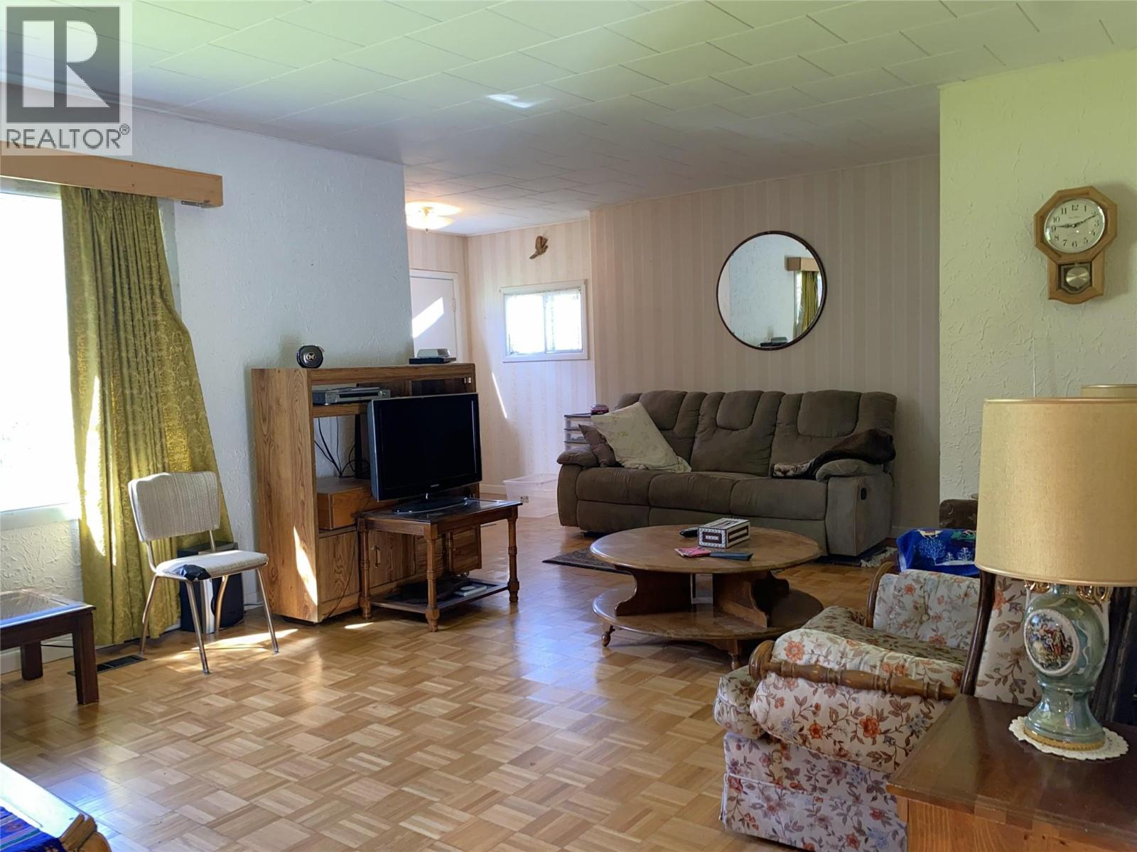555 Carson Road - 8