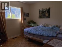 555 Carson Road, Grand Forks, BC V0H1H4 Photo 18