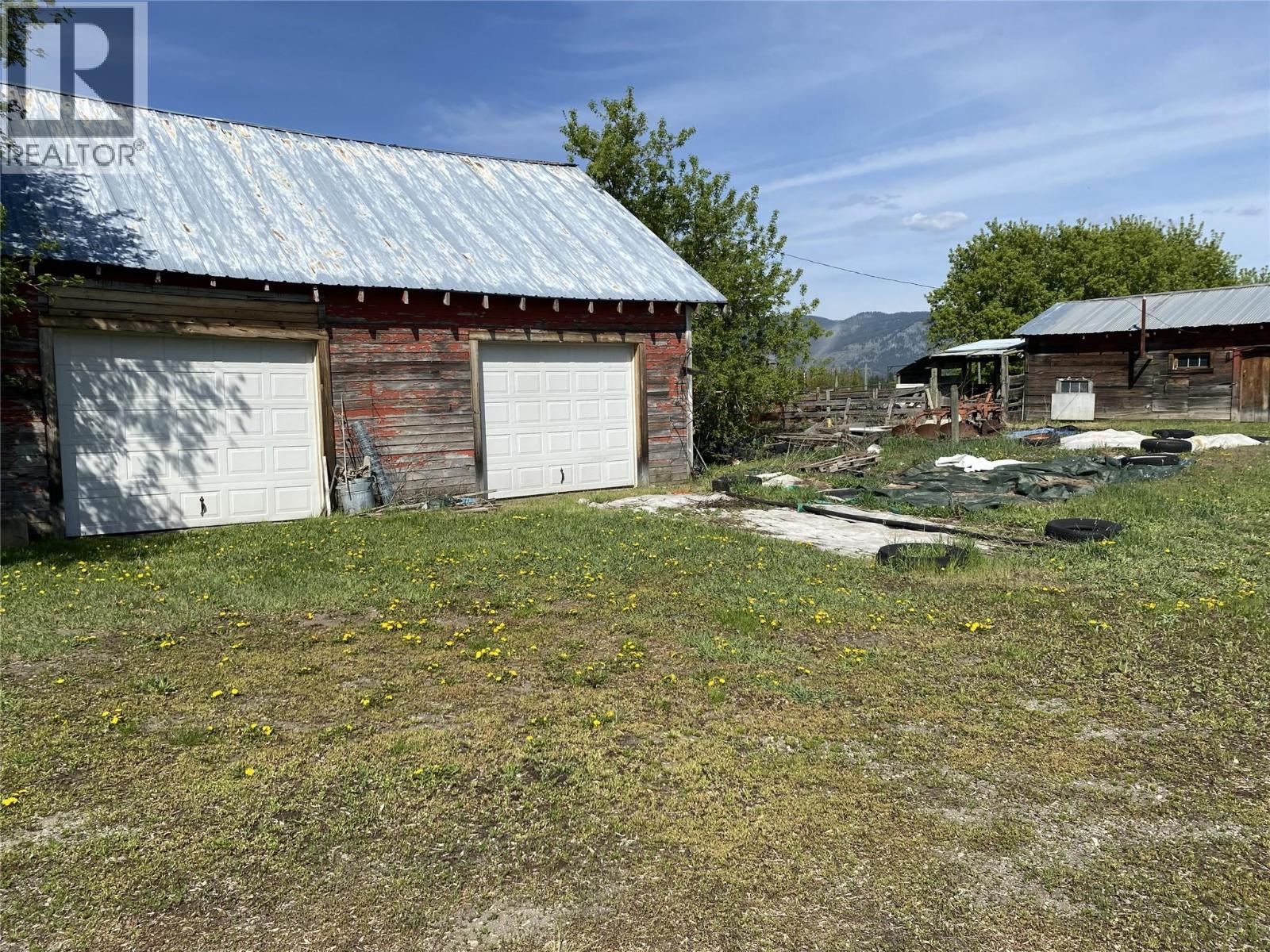 555 Carson Road - 36