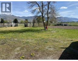 555 Carson Road, Grand Forks, BC V0H1H4 Photo 34