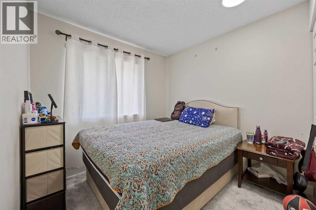 #8 4360 58 Street NE - 16