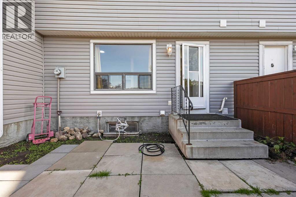 #8 4360 58 Street NE - 21