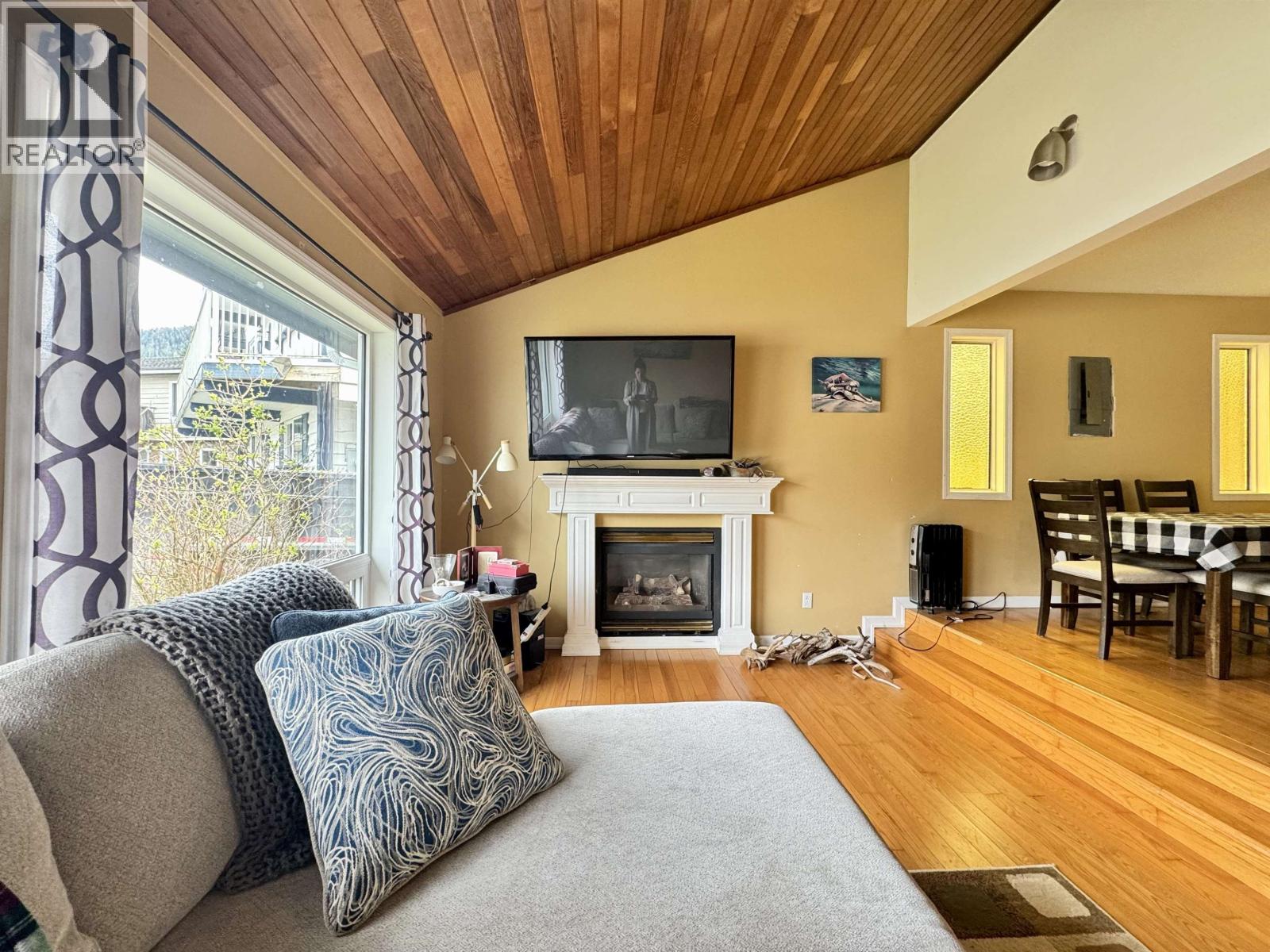 117 PARRY PLACE - Image 3