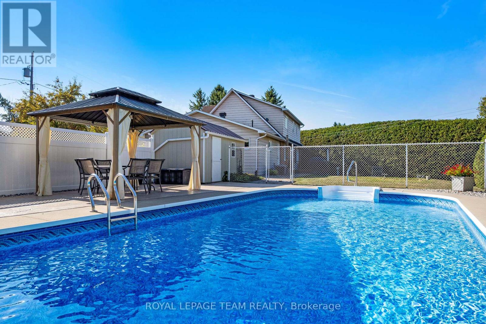 28 CRANBERRY CRESCENT - 36