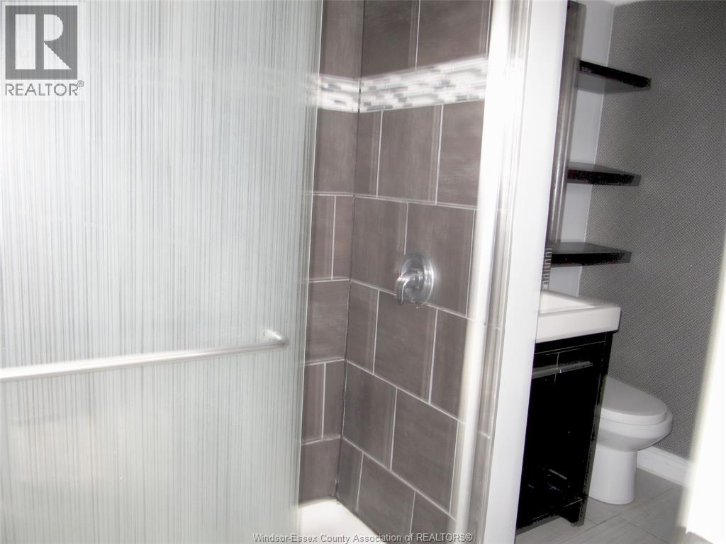 880 University AVENUE East, Windsor, Ontario, N9A2Z9 — Photo 14