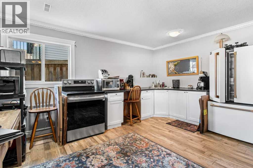 78 Lakeway Boulevard, Sylvan Lake