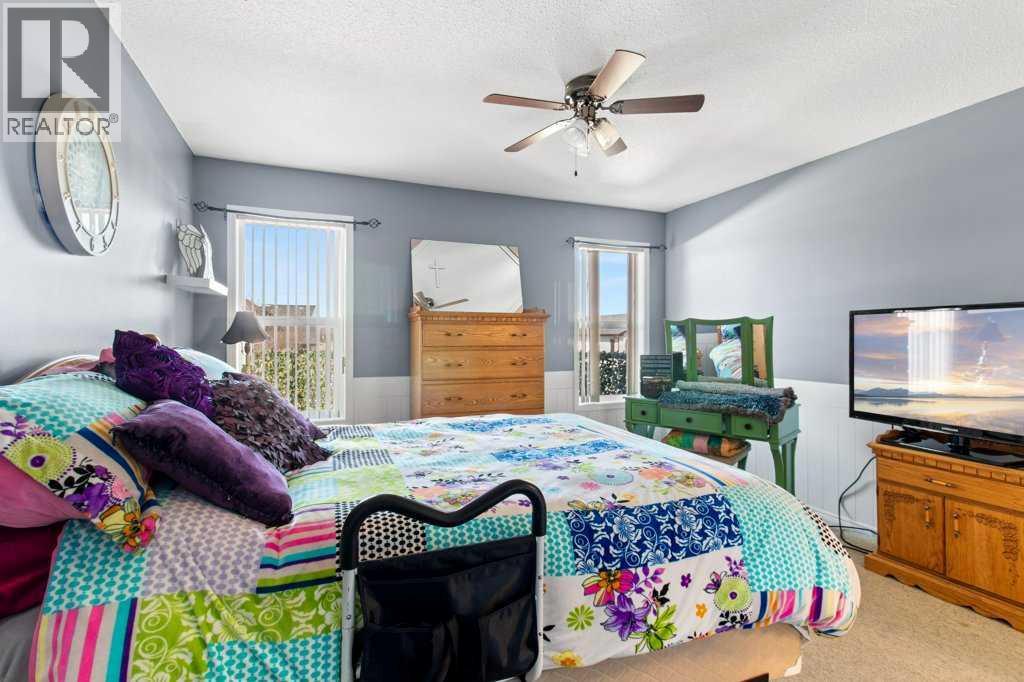78 Lakeway Boulevard, Sylvan Lake