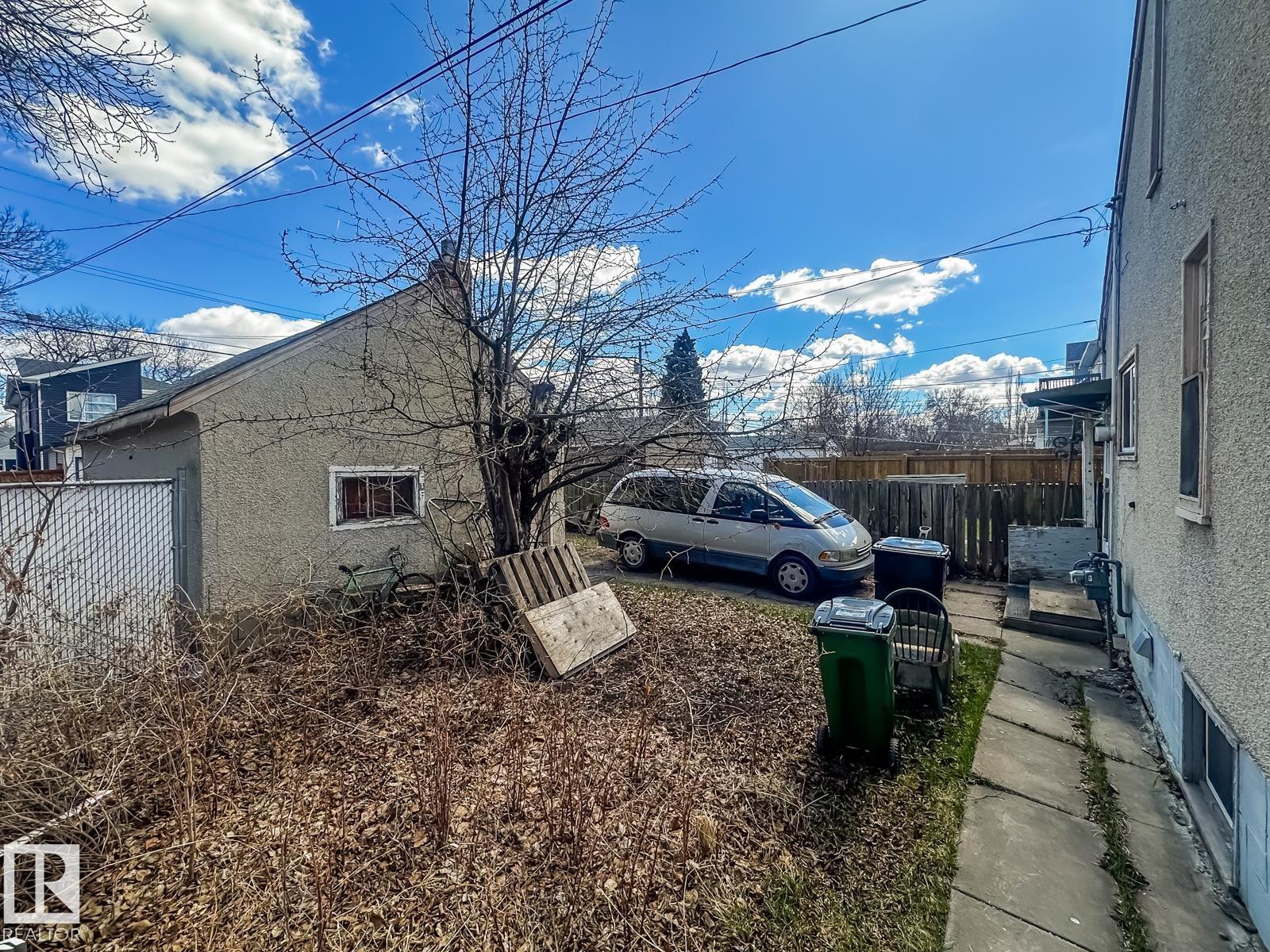 11345 93 ST NW, Edmonton
