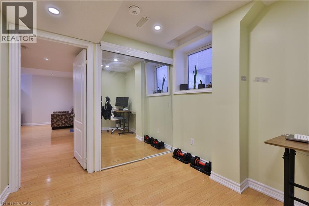 5486 FUDGE Terrace, Mississauga, Ontario, L5M0M8 — Photo 27