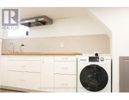 38 Glenvalley Drive, Toronto, ON M6M4V9 Photo 6