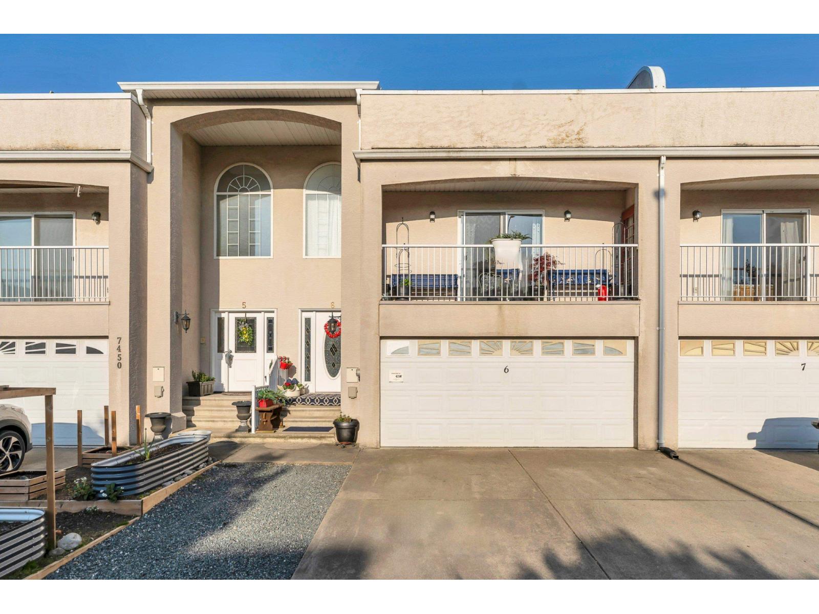 6 7450 HURON STREET, Sardis West Vedder