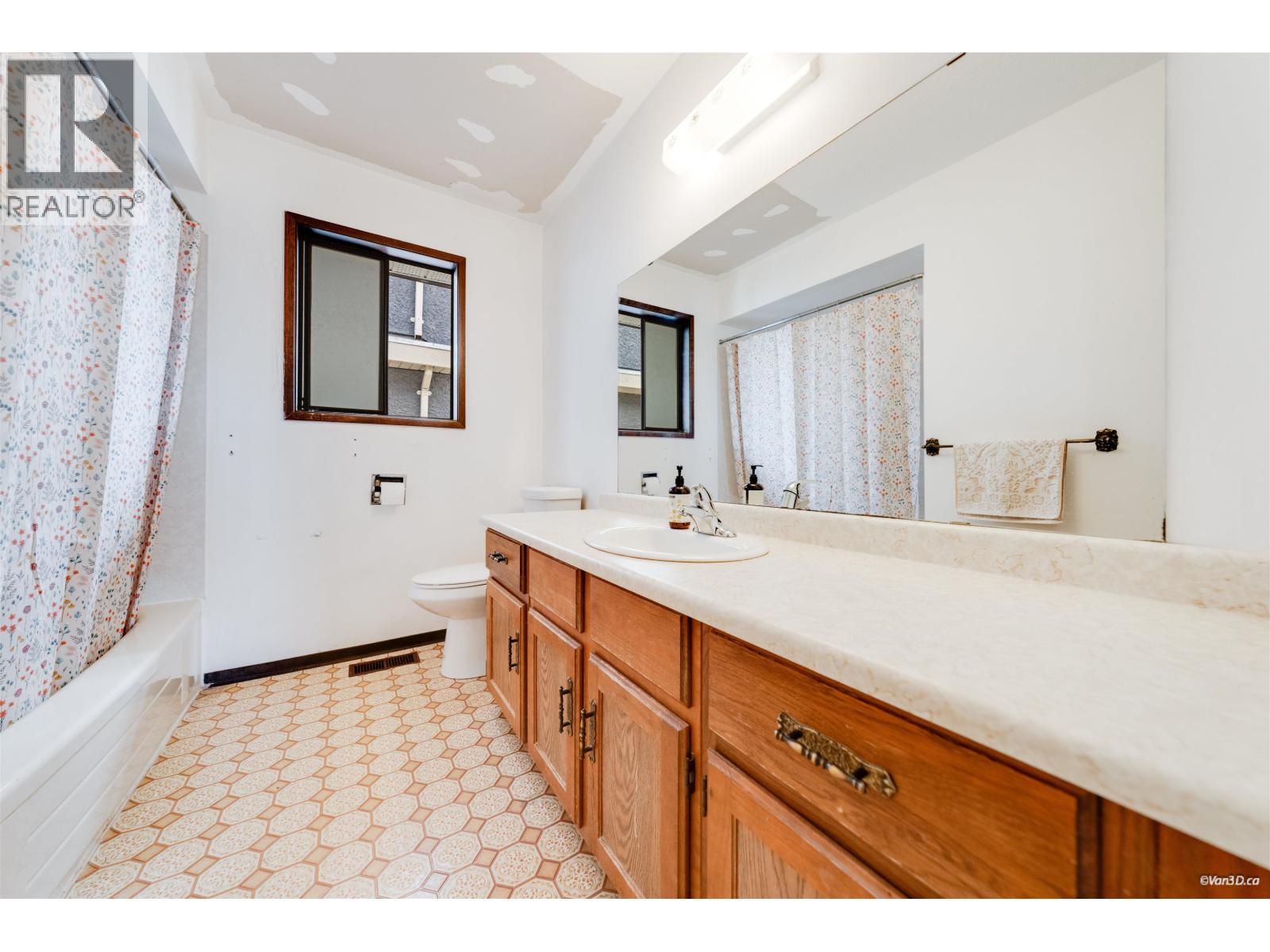 5 Bed, 3 Bath House for Sale in Vancouver – 586 E 59TH AVENUE, Vancouver - Image 5