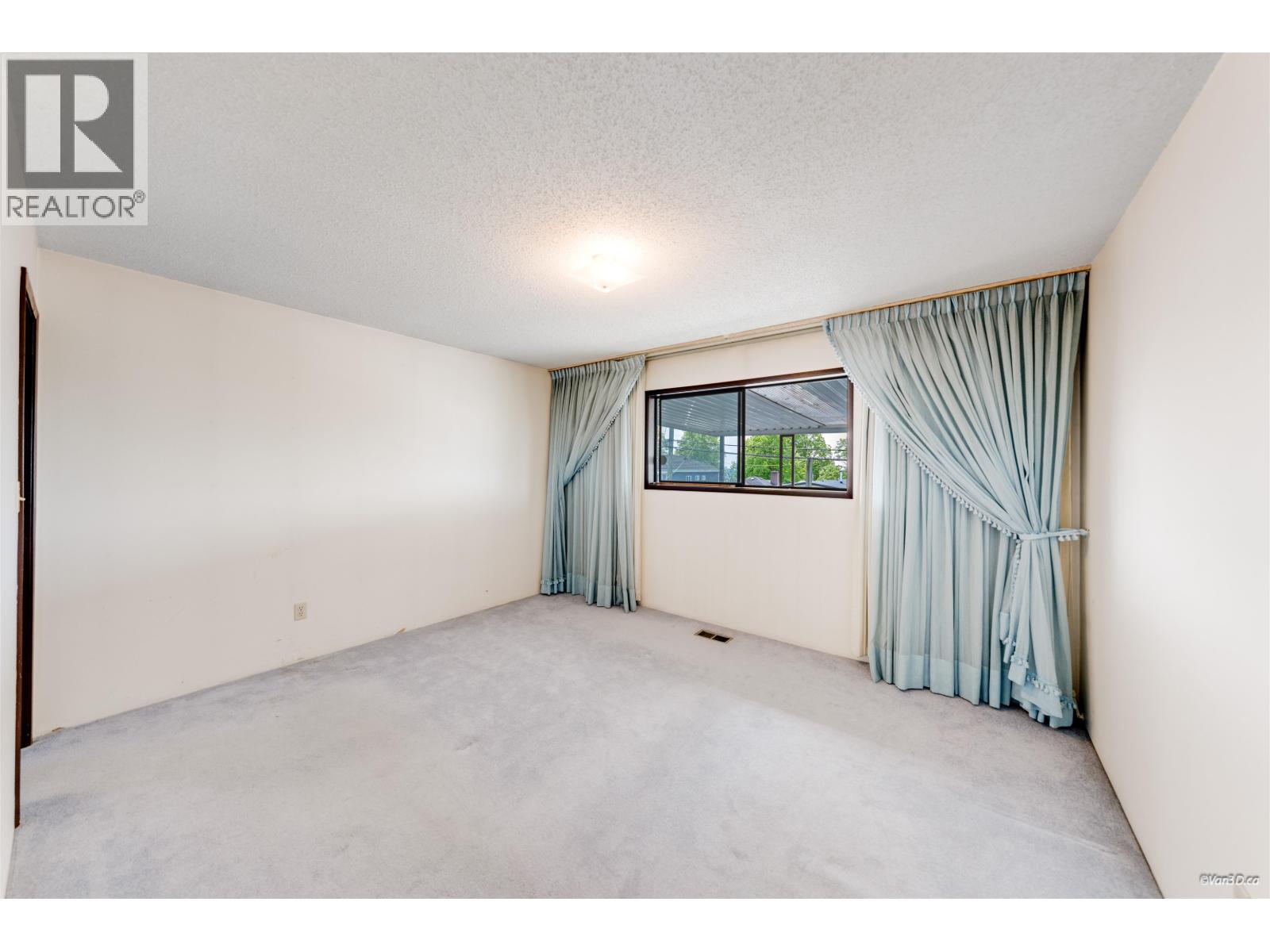 5 Bed, 3 Bath House for Sale in Vancouver – 586 E 59TH AVENUE, Vancouver - Image 14