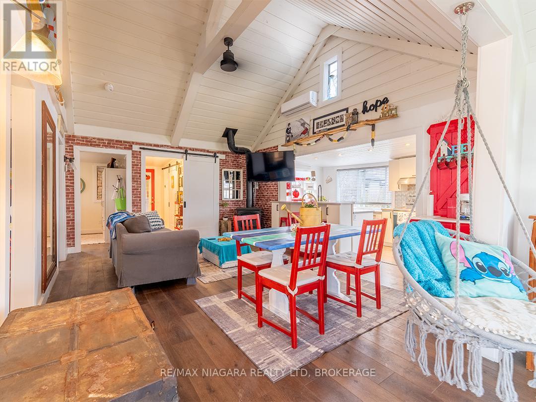 3412 LOCUST STREET - 13