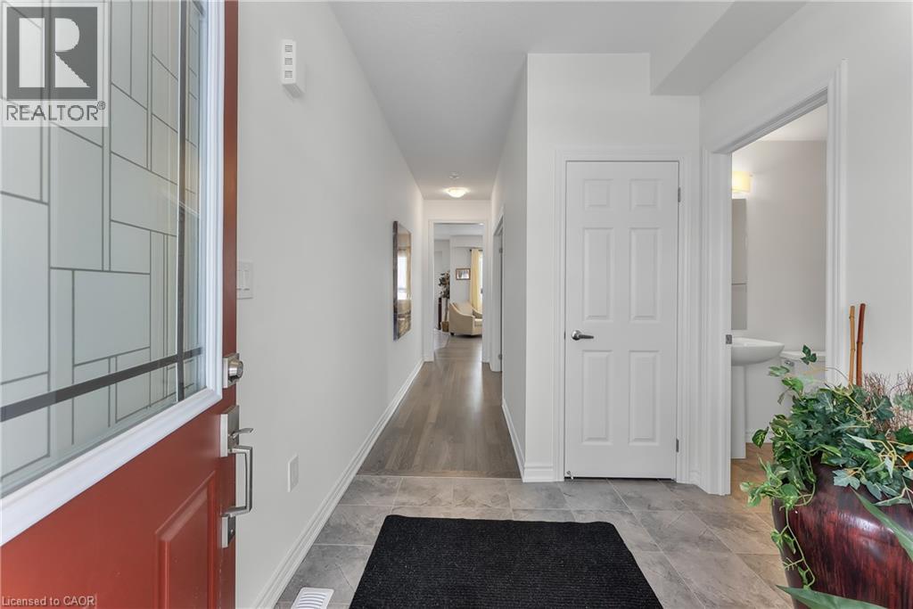 229 VANILLA Trail, Thorold, Ontario, L2V0L3 — Photo 4