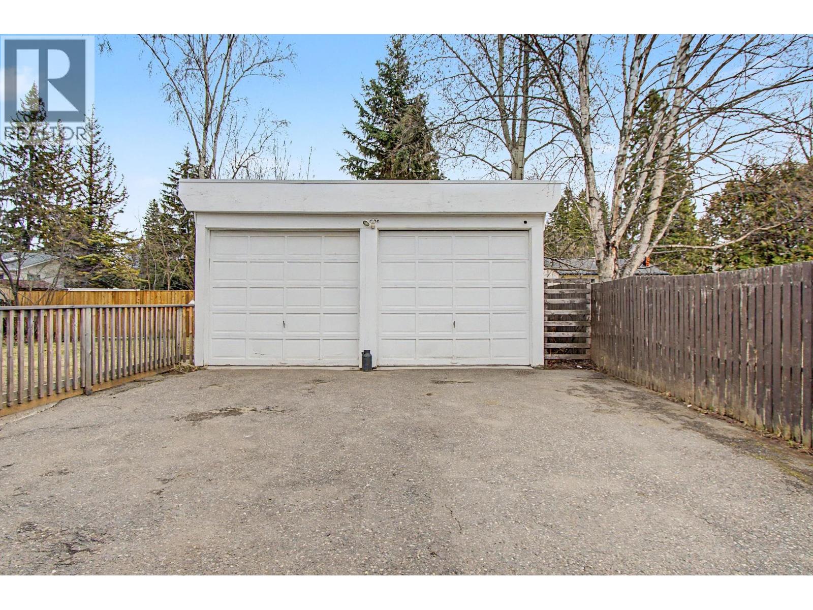 1708 REBMAN CRESCENT - 32
