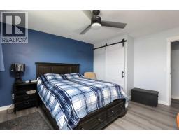 97 Laval Court W - photo 18