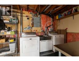 97 Laval Court W - photo 32