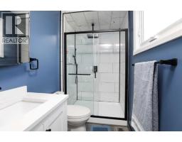 97 Laval Court W - photo 19