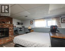 97 Laval Court W - photo 26