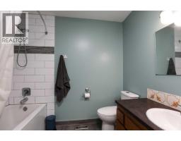 97 Laval Court W - photo 24
