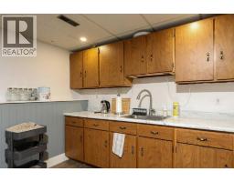 97 Laval Court W - photo 28