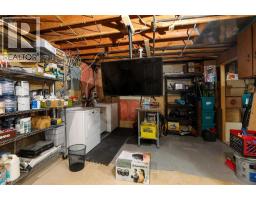 97 Laval Court W - photo 33