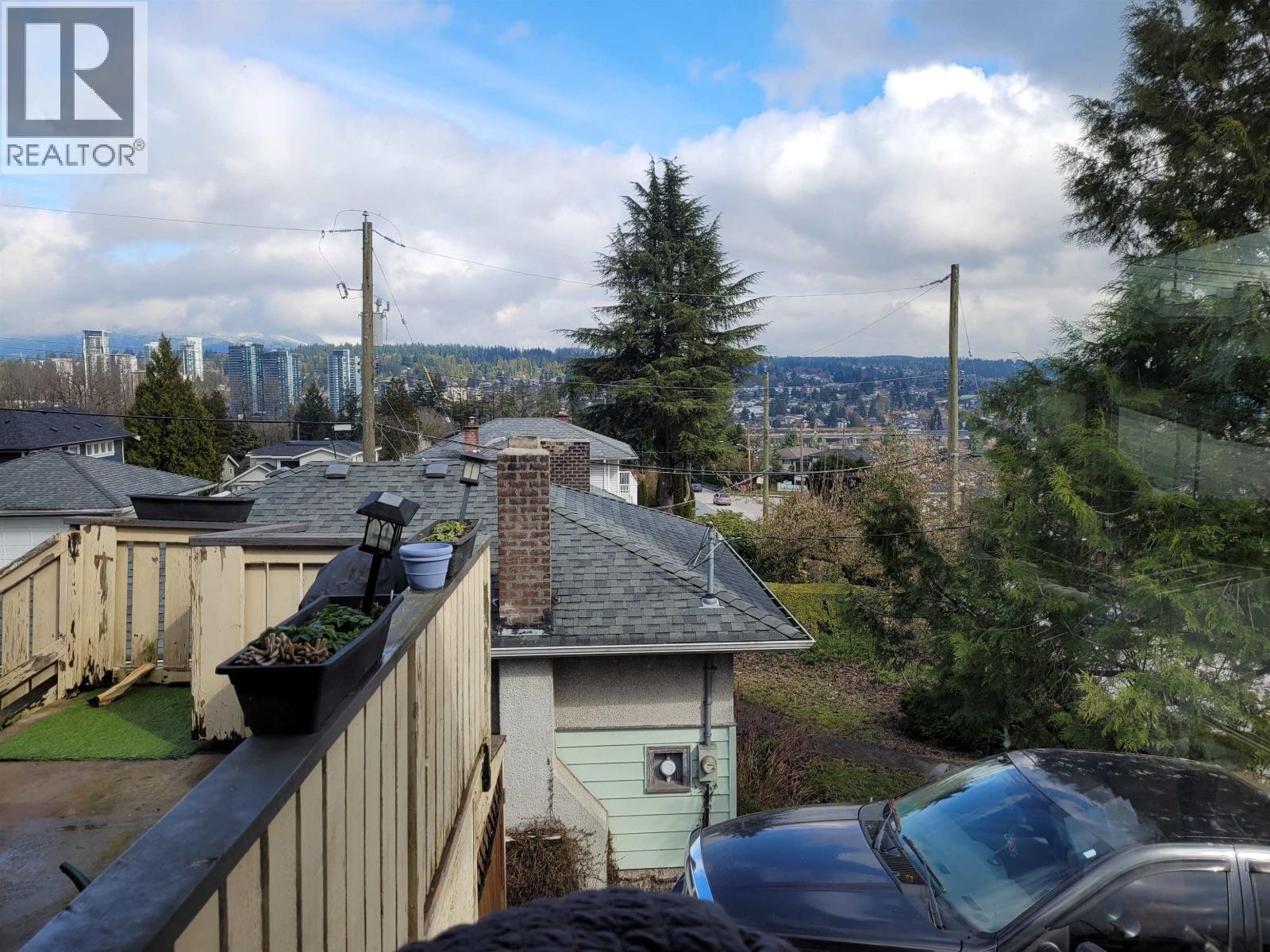 7790 ELFORD STREET, Burnaby