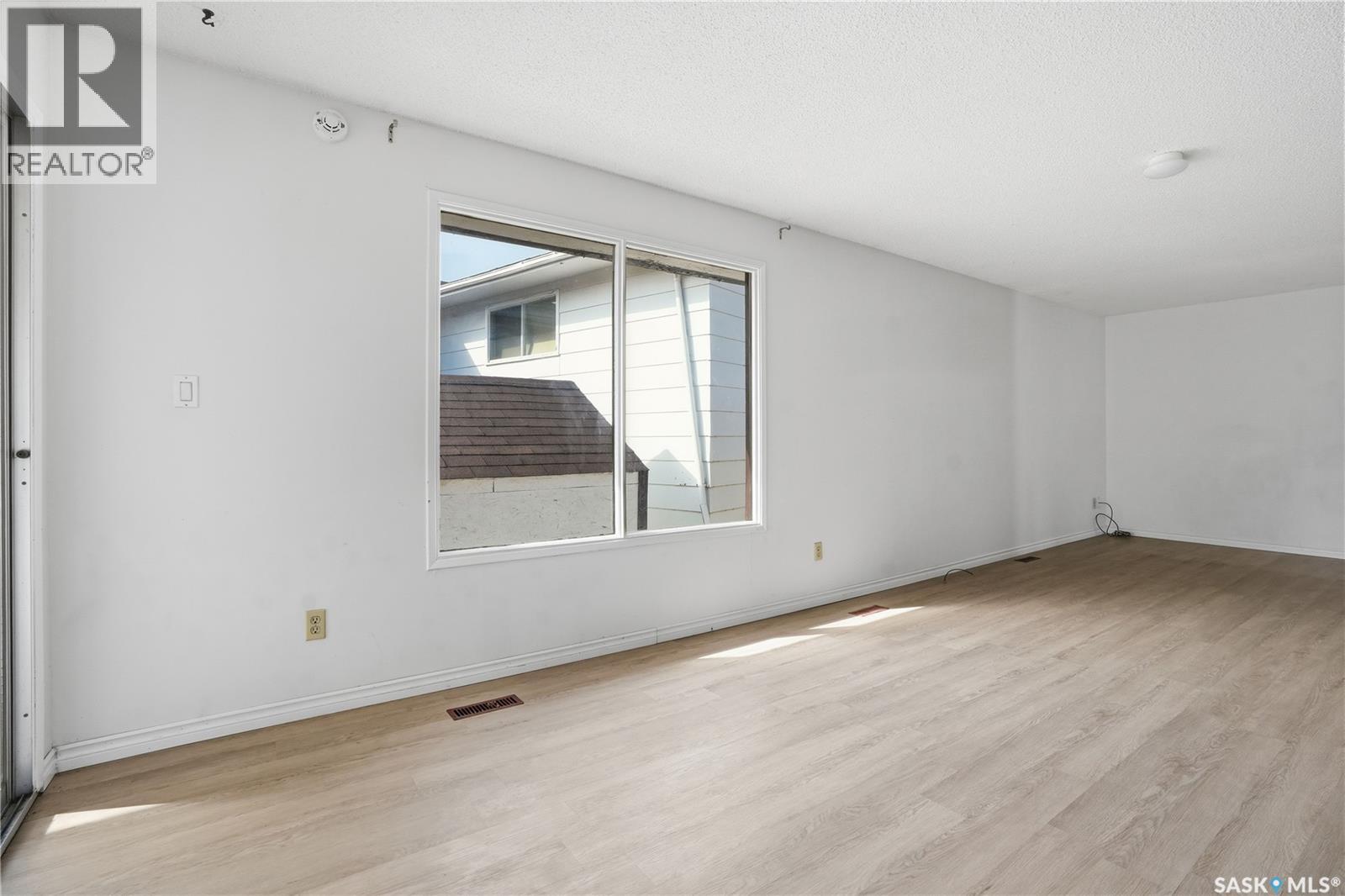 601 Centre STREET - 13