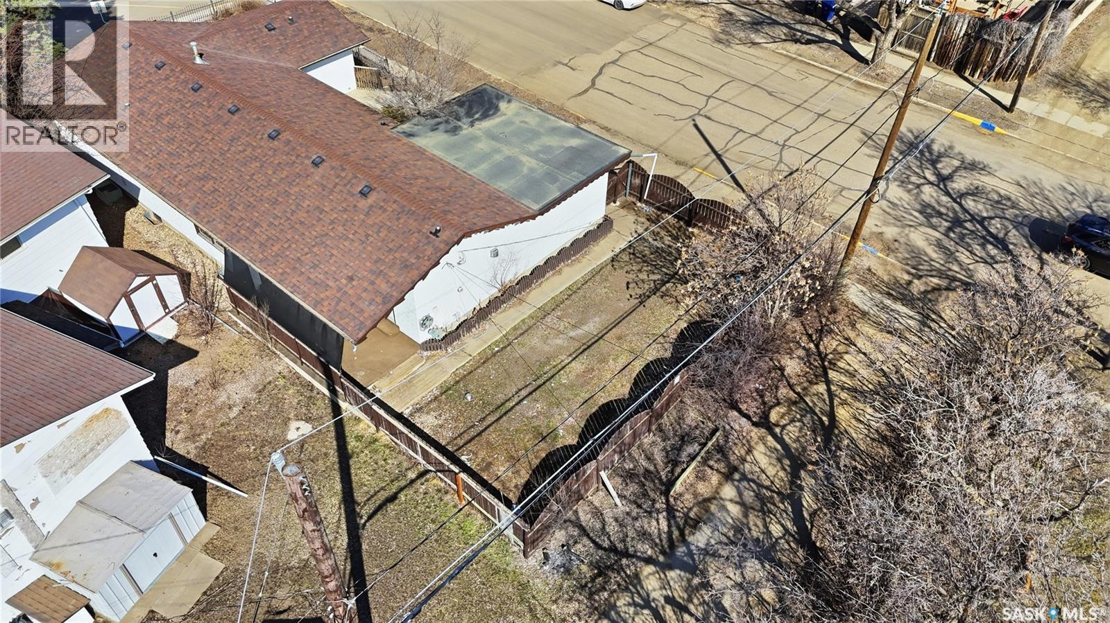 601 Centre STREET - 53