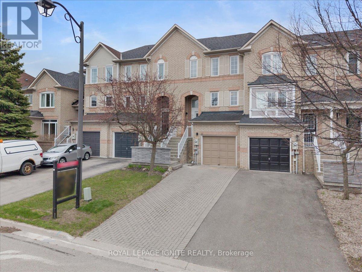 61 BAYWELL CRESCENT - 2