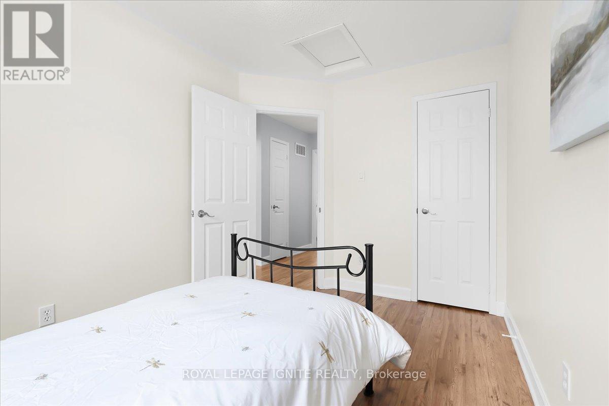 61 BAYWELL CRESCENT - 22