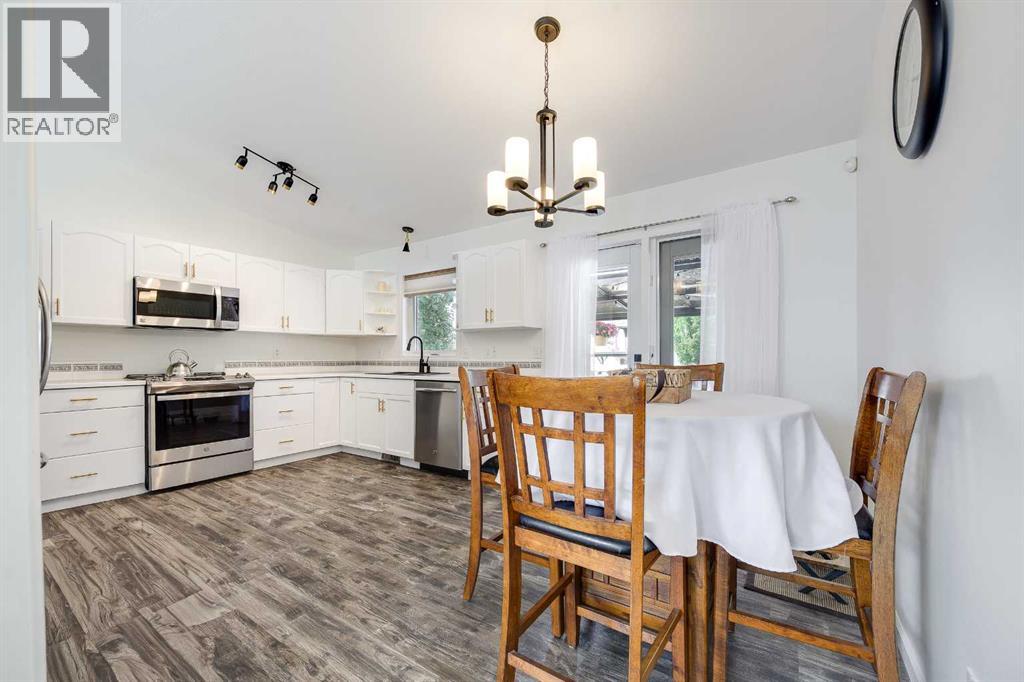 50 Livingston Close, Lacombe