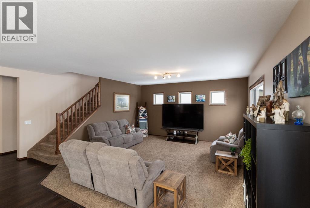 4828 55 Boulevard Close, Innisfail
