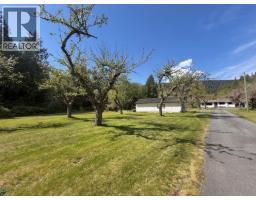 1346 Russell Road, Gibsons, BC V0N1V2 Photo 19
