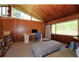 1346 Russell Road, Gibsons, BC V0N1V2 Photo 9