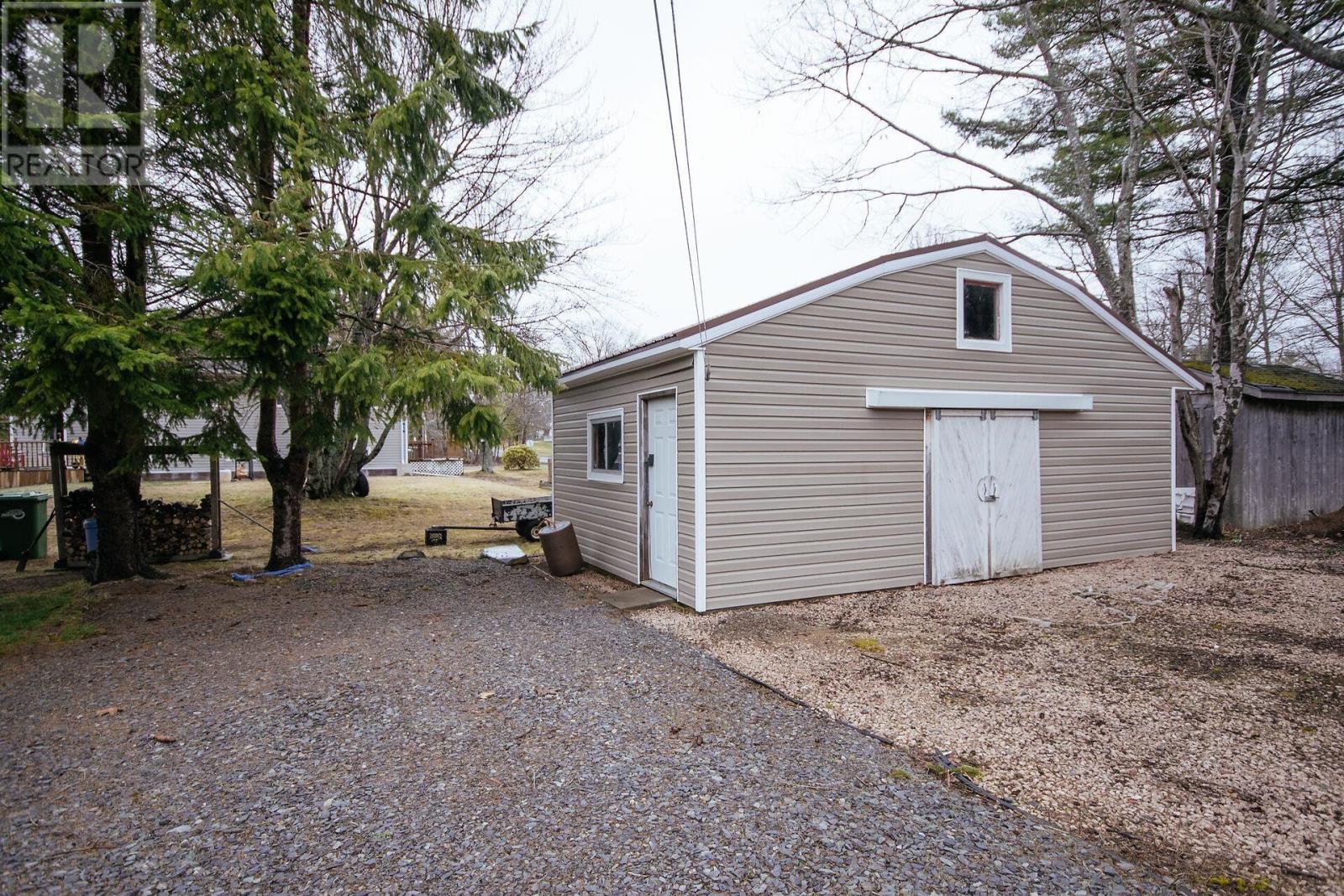 2810 Pinecrest Drive - 7