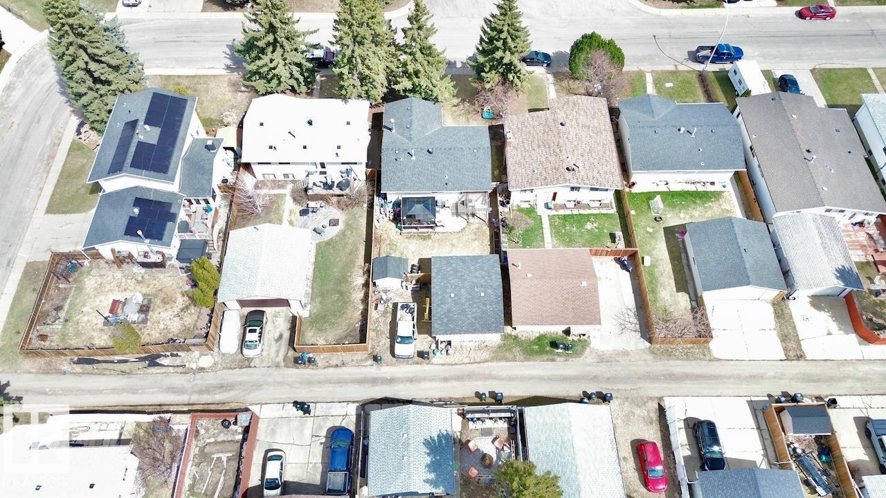 8607 35A AV NW, Edmonton
