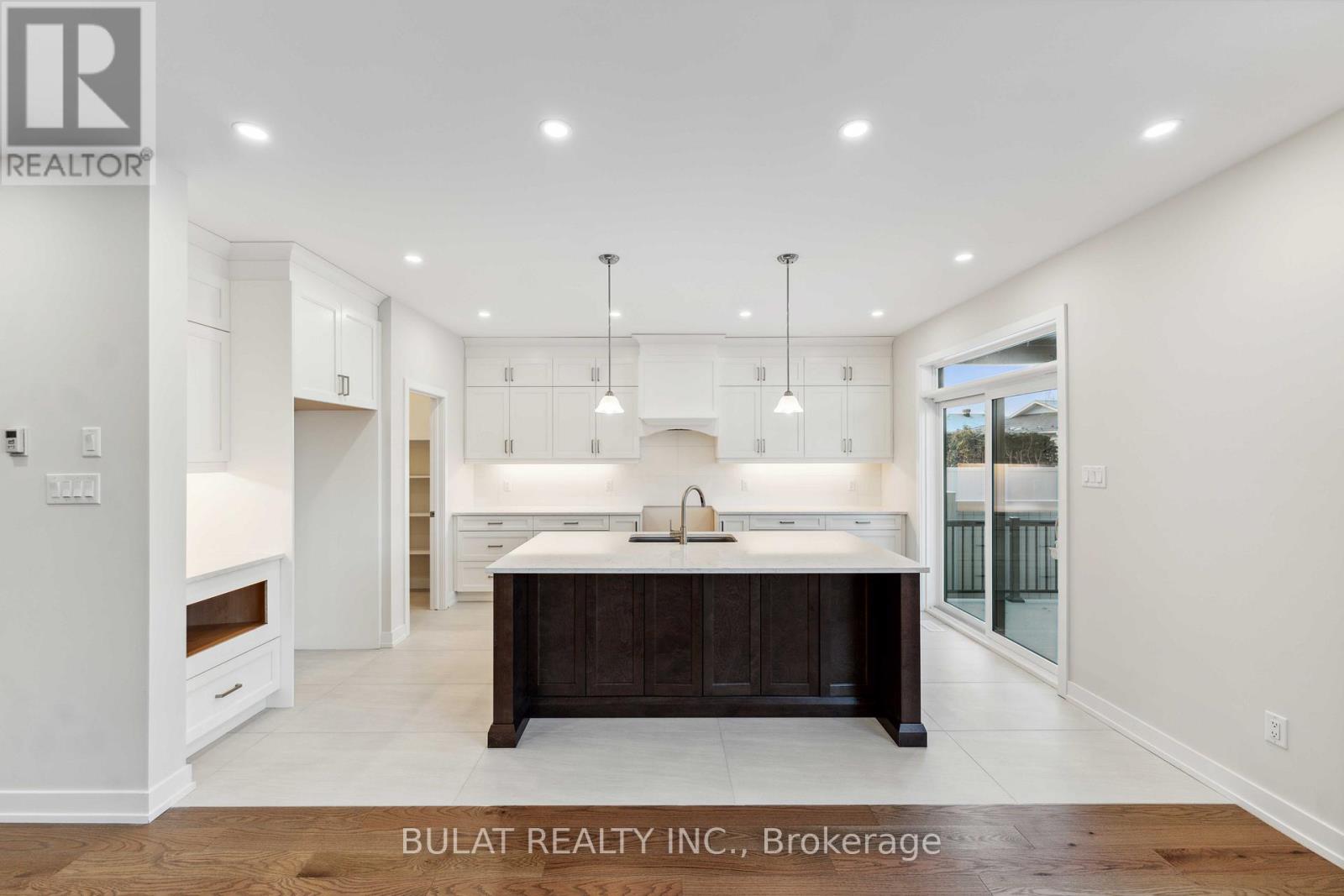 1359 KITCHENER AVENUE - 12
