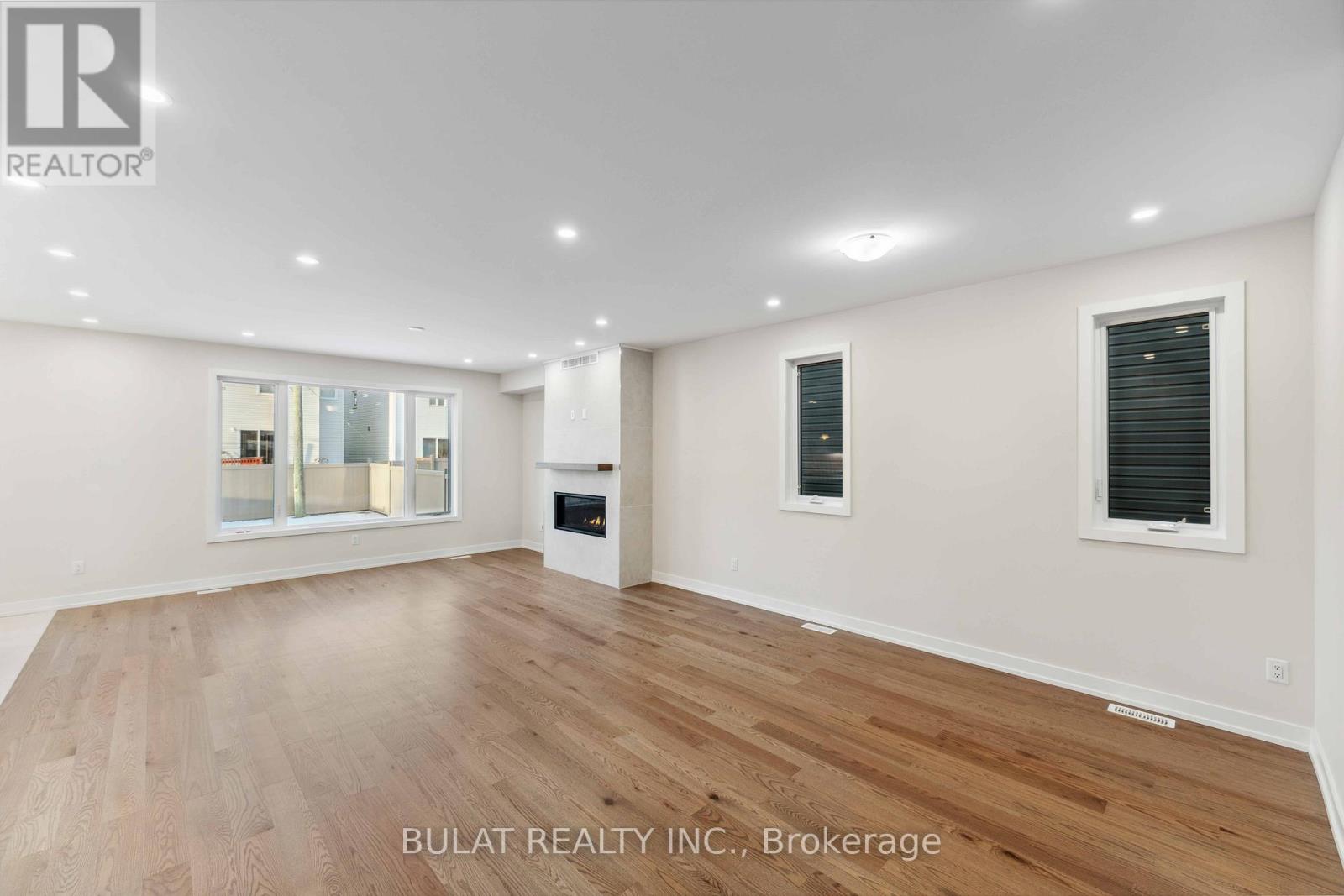 1359 KITCHENER AVENUE - 6